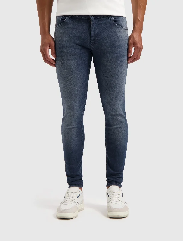 Oversized Relaxed-Fit Men's JeansThe Dylan Super Skinny Jeans | Denim Dark Blue