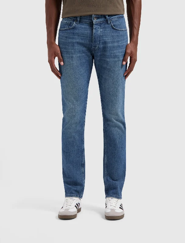 Men's Jeans for a Dressy OccasionThe Eric Regular Fit Jeans | Denim Mid Blue