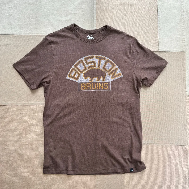 Men's Shirts with Rounded HemlinesBoston Bruins Vintage '47 Scrum Tee