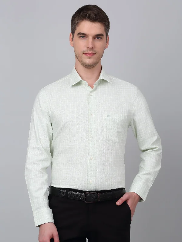 Men's Slim-Fit Shirts for a Flattering ShapeMen's Green Formal Small Checks Full Sleeve Shirt