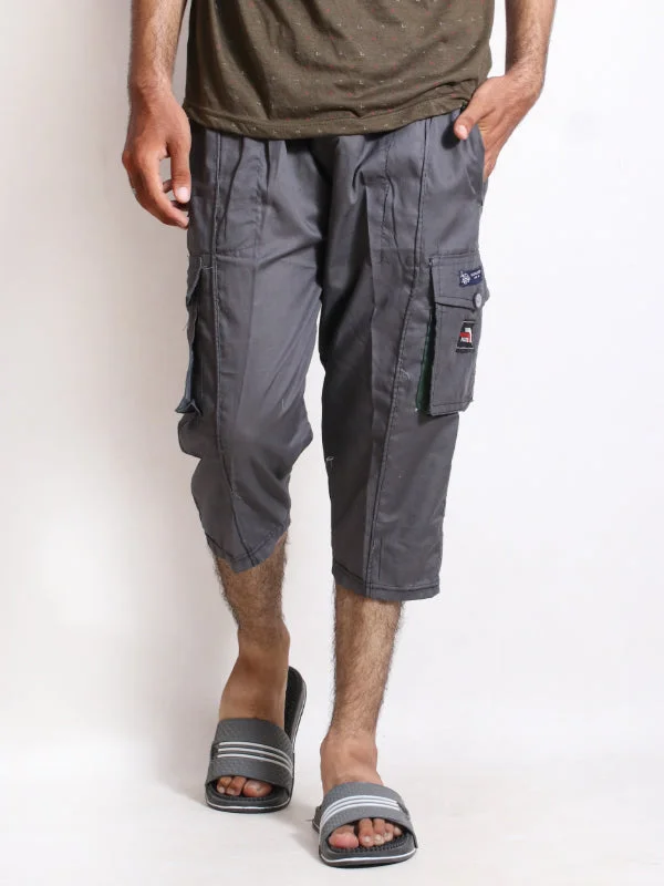 Men's Pants with Button-CuffsMen's Cargo 3-QTR Short Dark Grey