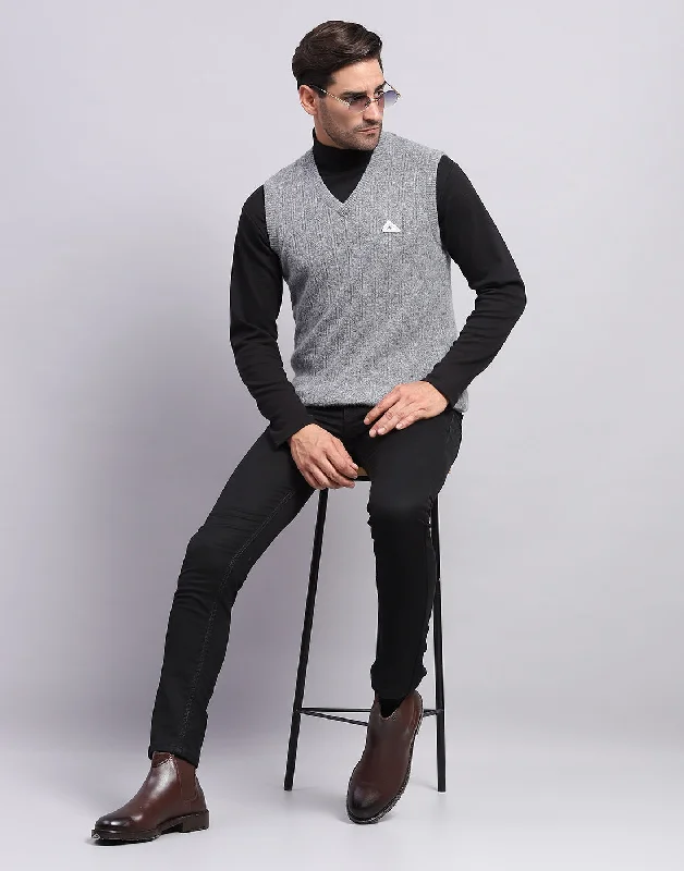 Men's Sweaters with Kangaroo PocketsMen Grey Self Design V Neck Sleeveless Sweater