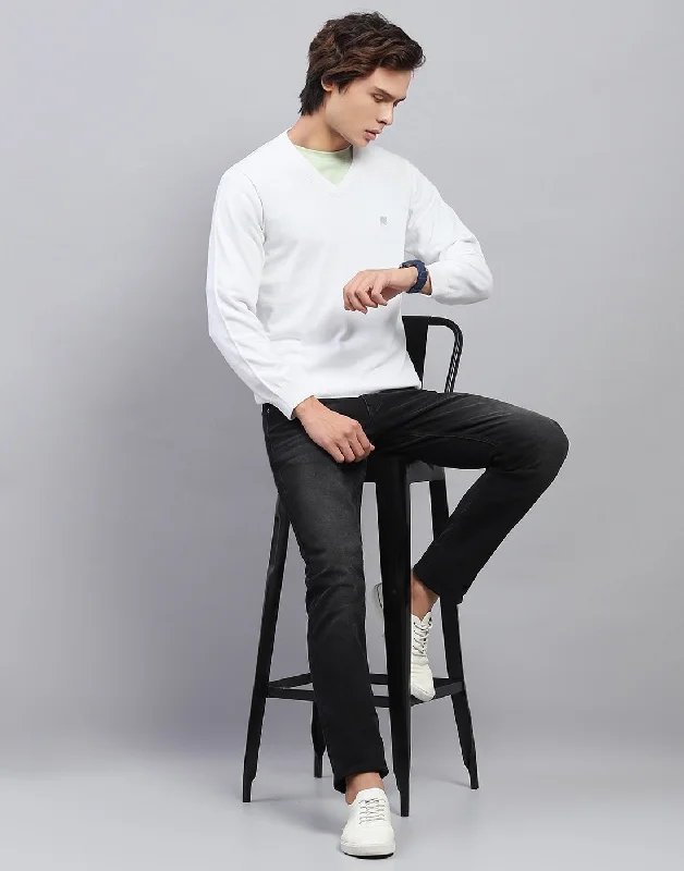 Men's Sweaters with Cable PatternsMen White Solid V Neck Full Sleeve Pullover